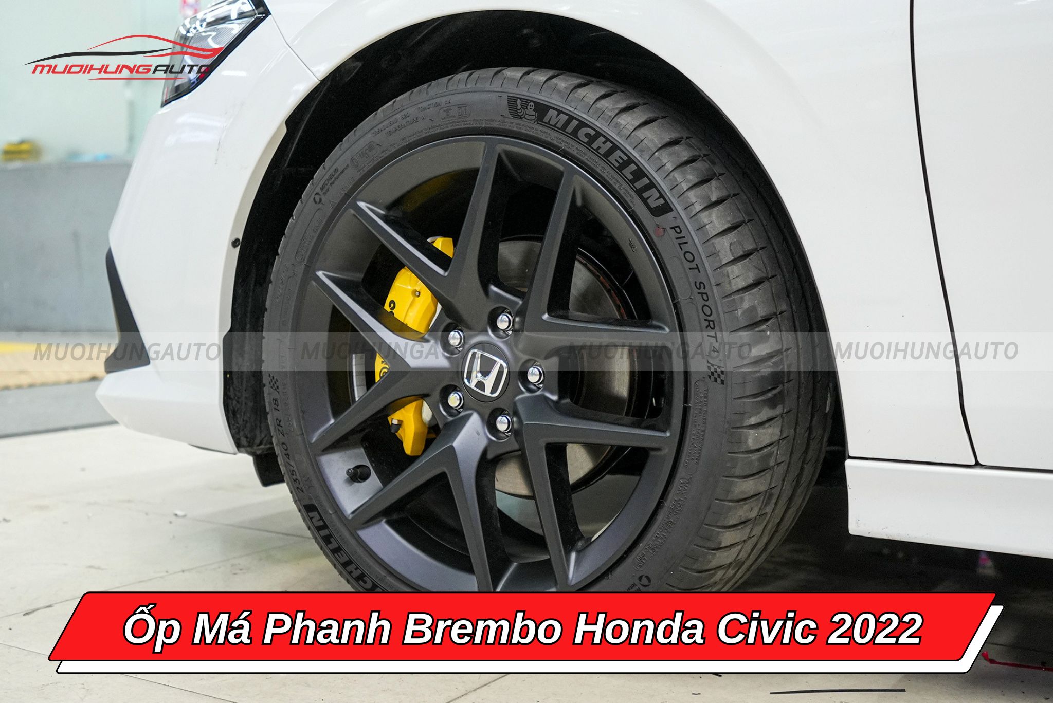 Ốp phanh Brembo xe Honda Civic 2022