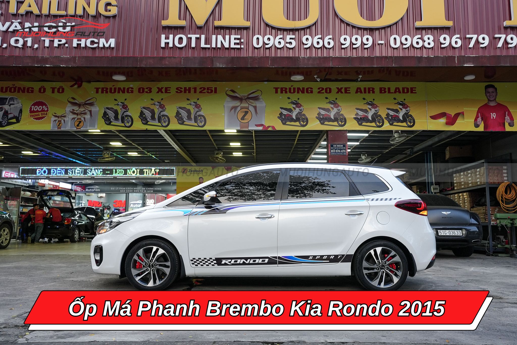Ốp phanh Brembo xe Kia Rondo 2015