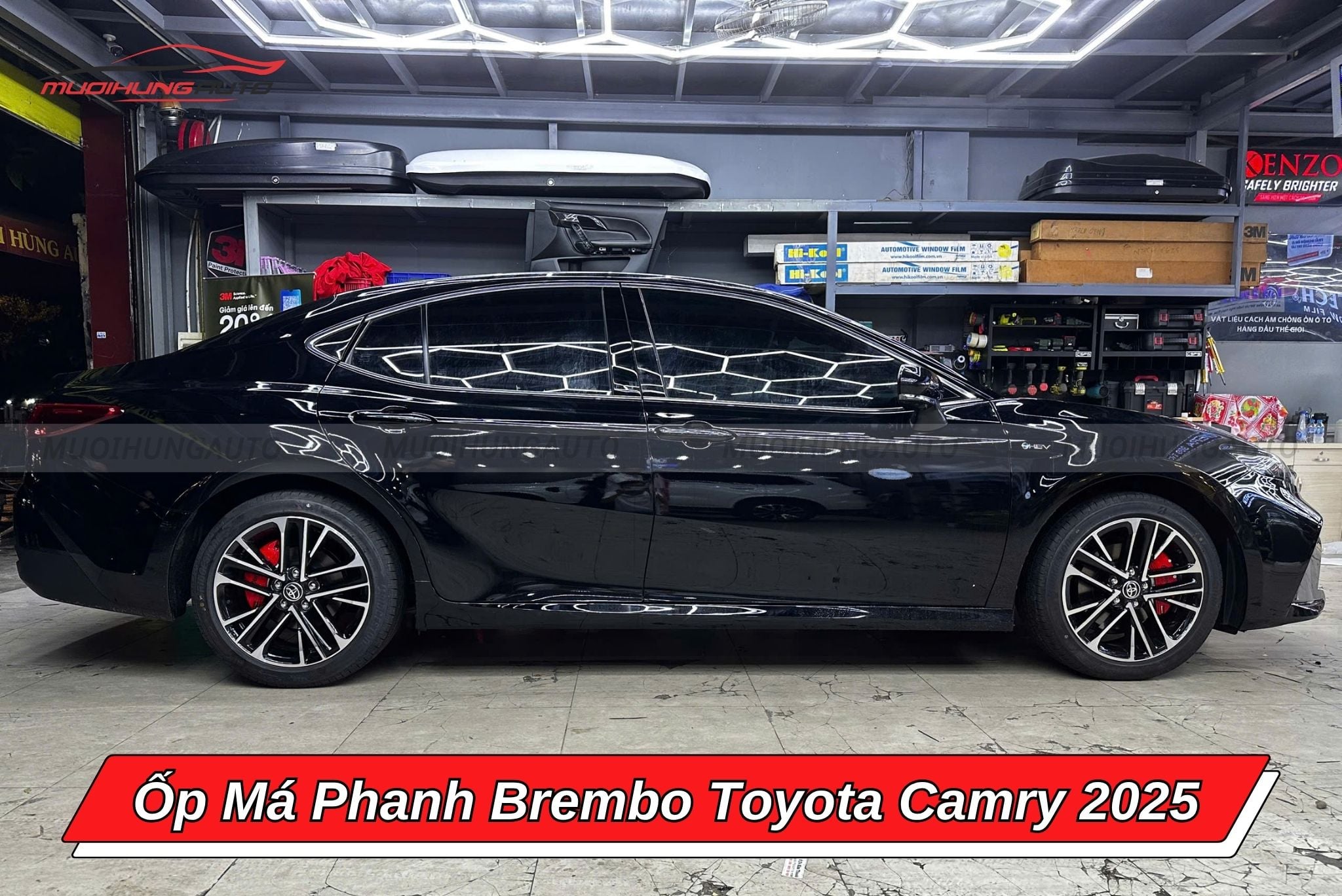 Ốp phanh Brembo xe Toyota Camry 2025