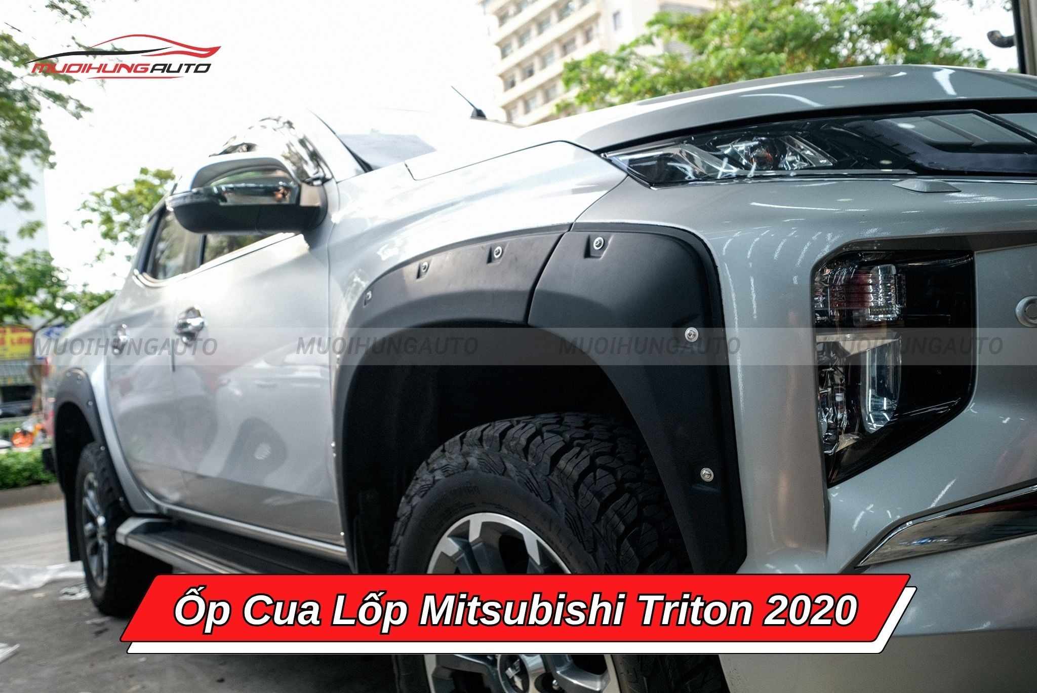 Ốp viền cua lốp Mitsubishi Triton 2020