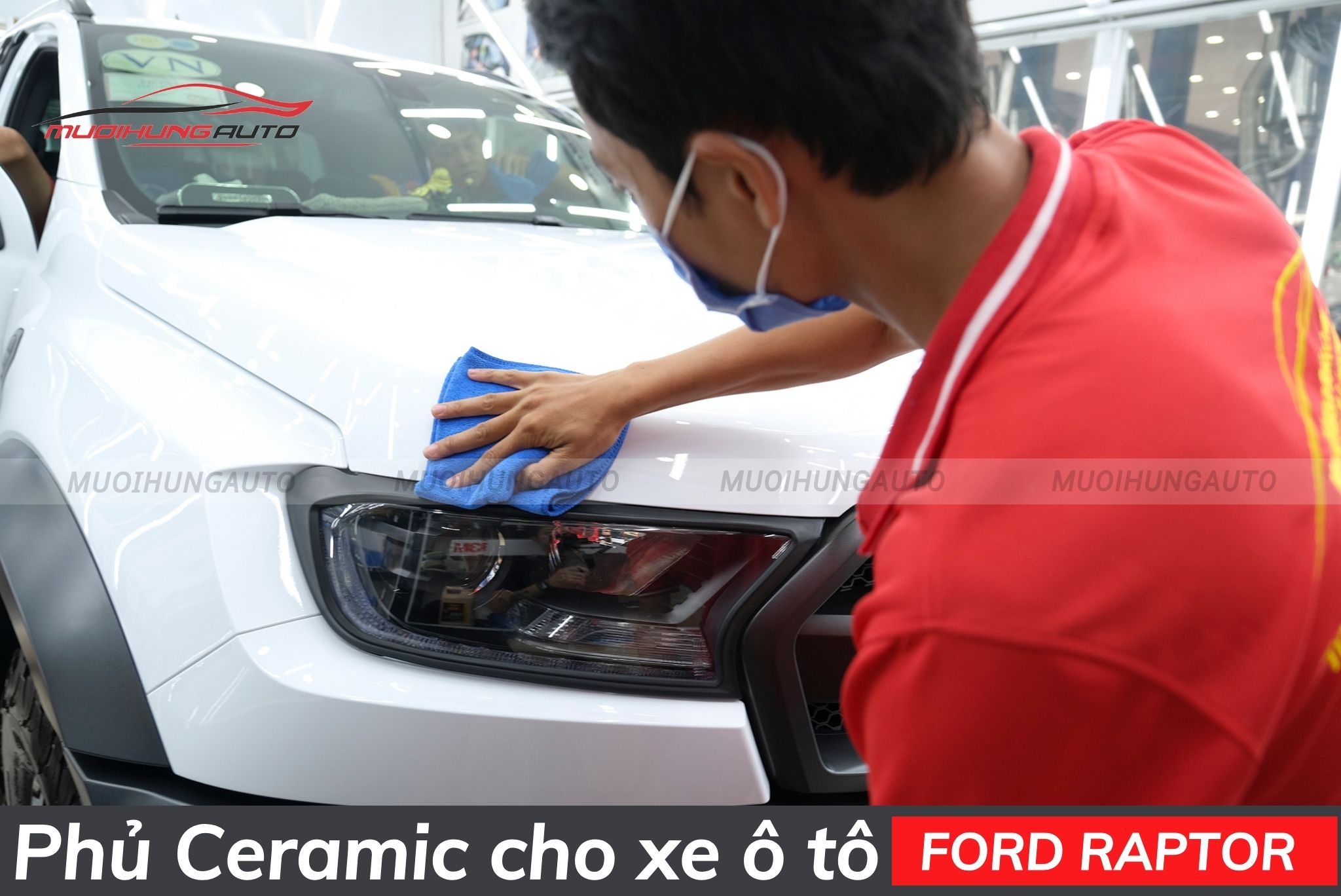 Phủ bóng ceramic Ford Raptor