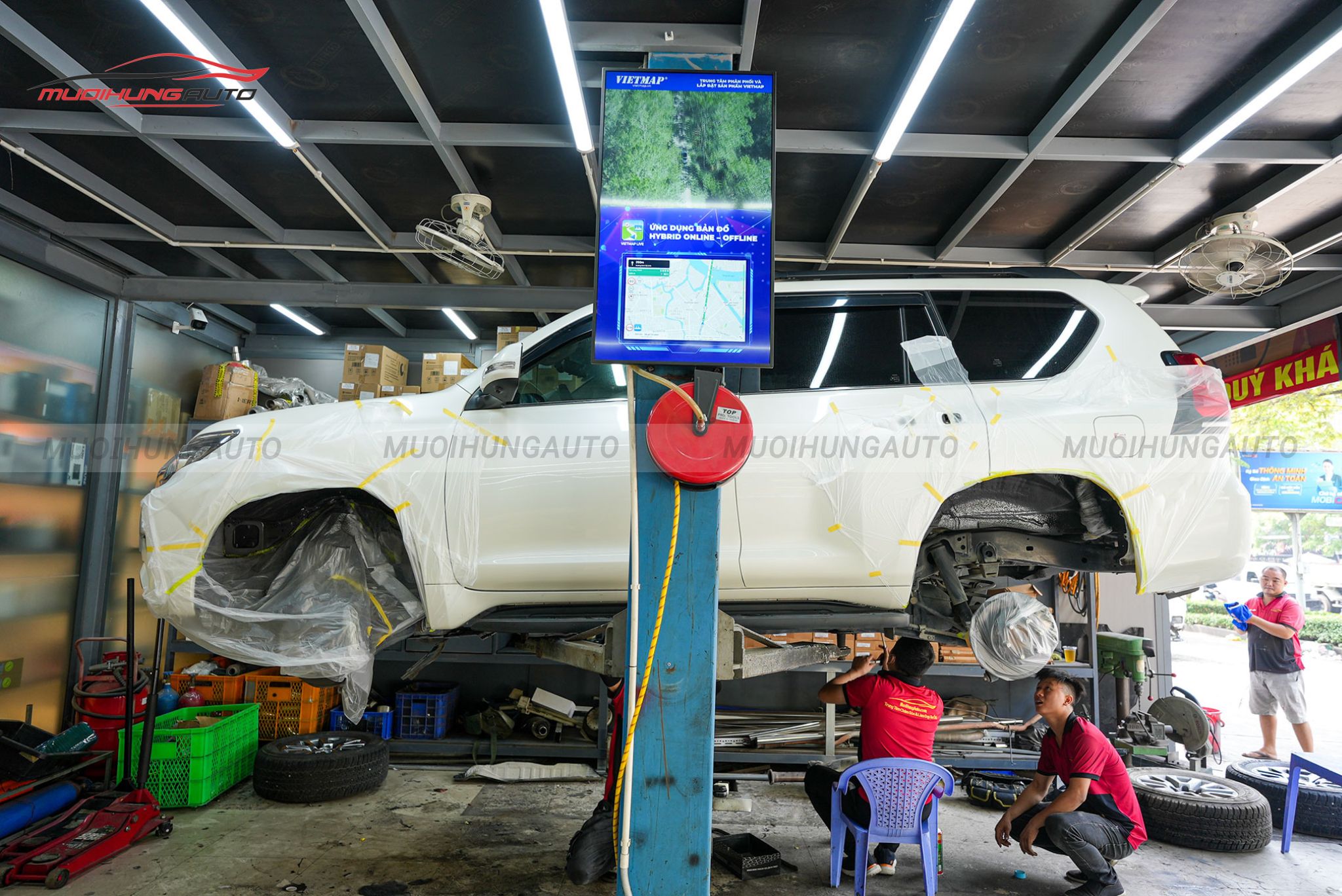 Phủ gầm cho Toyota Land Cruiser Prado 2020