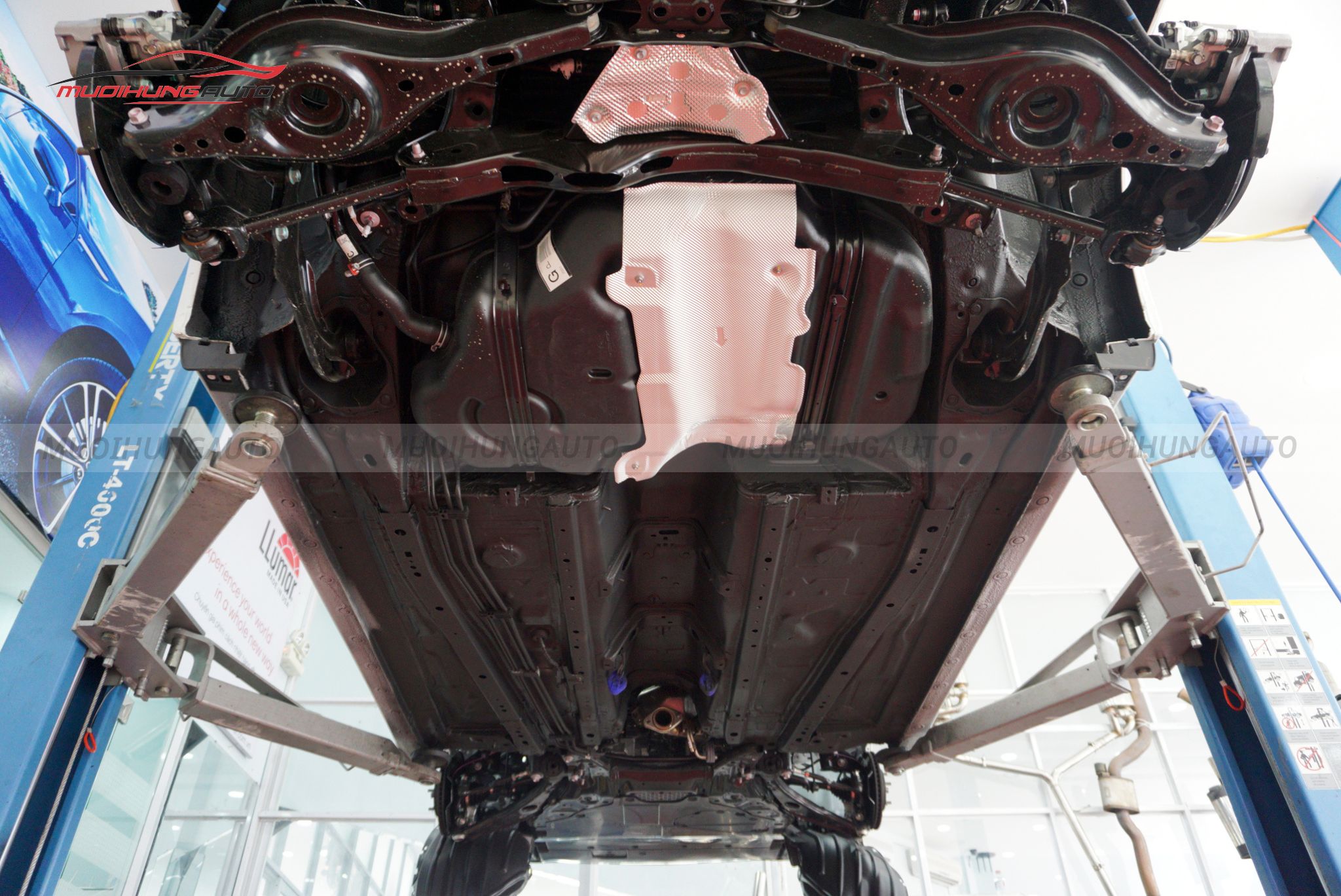 Phủ gầm xe ô tô Mazda 3