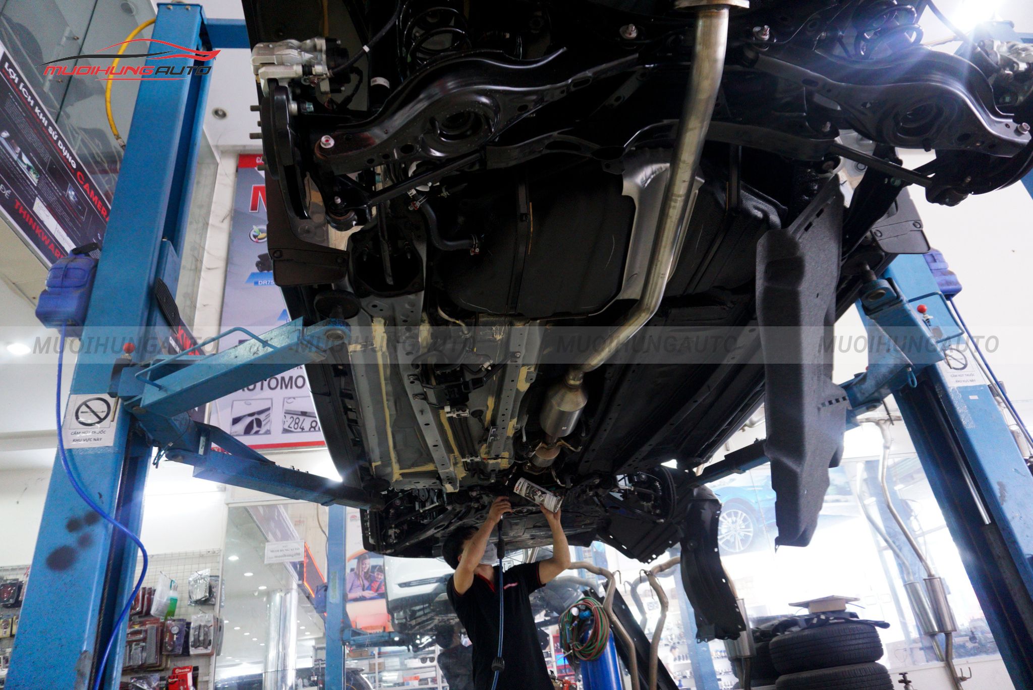 Phủ gầm xe ô tô Mazda CX5 2018