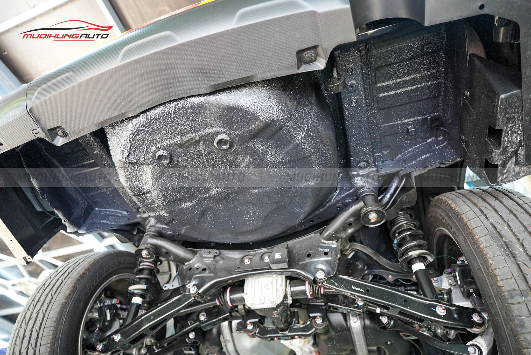 Phủ gầm xe Subaru Forester 2024