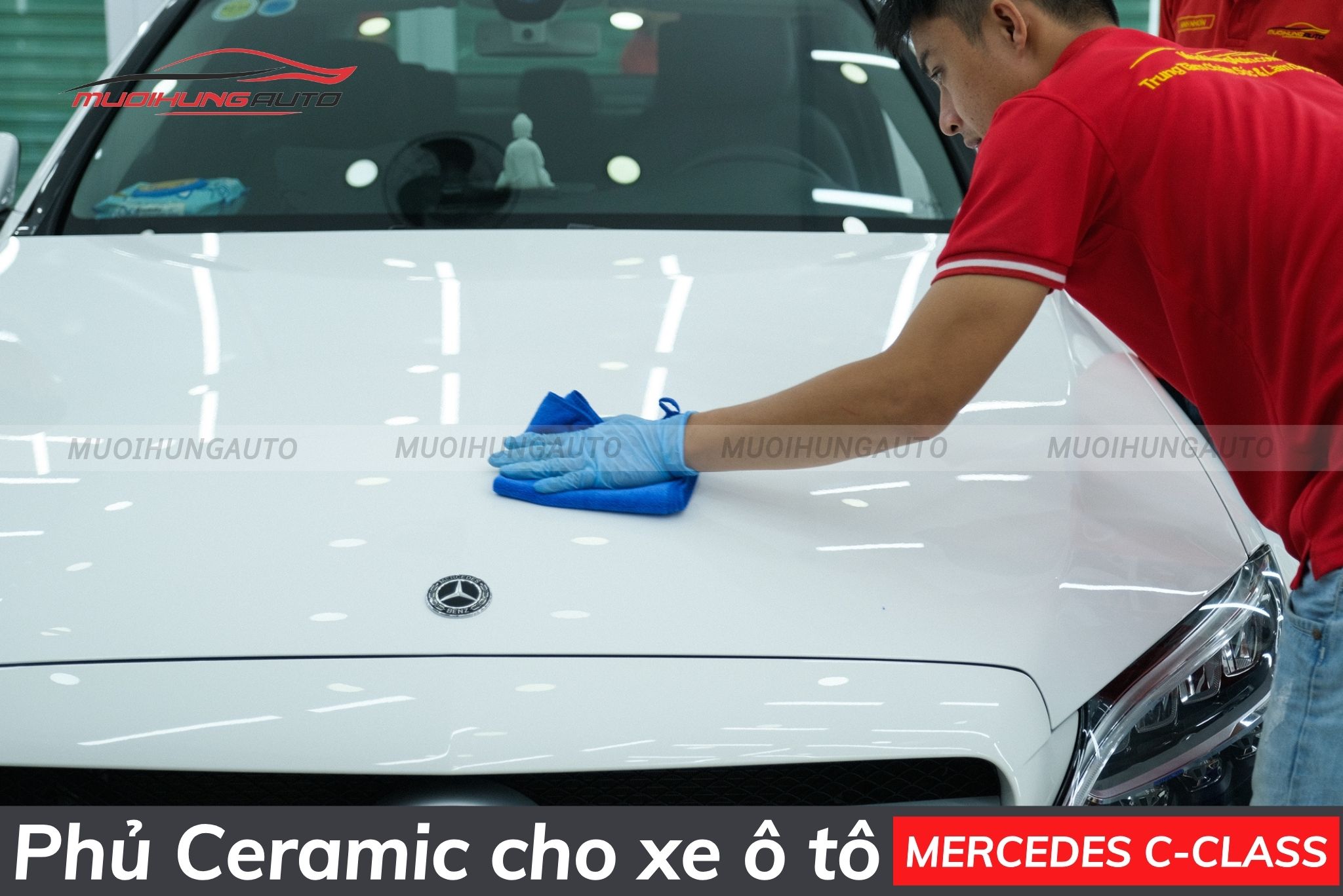Sơn phủ bóng cho xe ô tô Mercedes C-Class