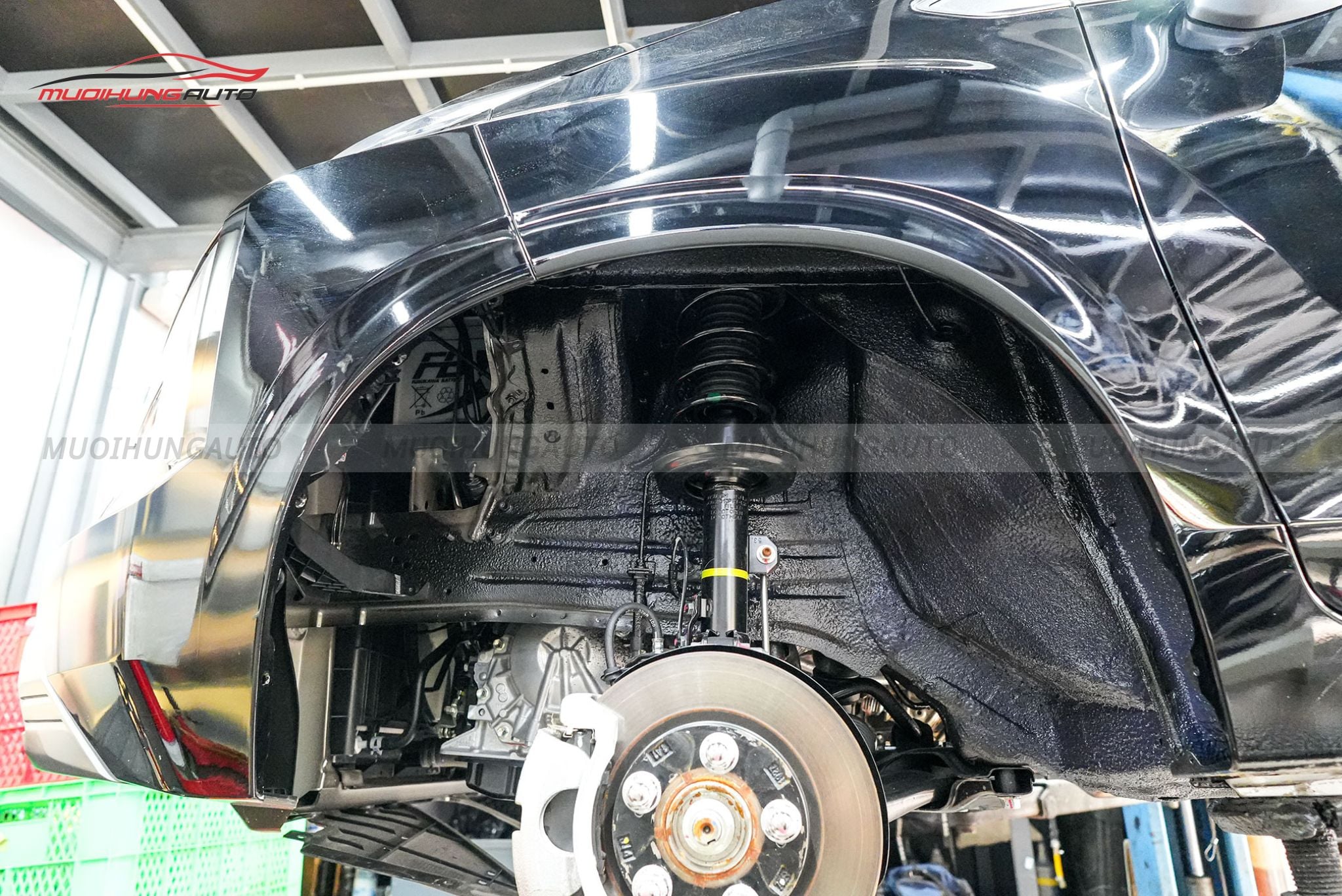 Sơn phủ gầm cho xe Mitsubishi Xpander 2024