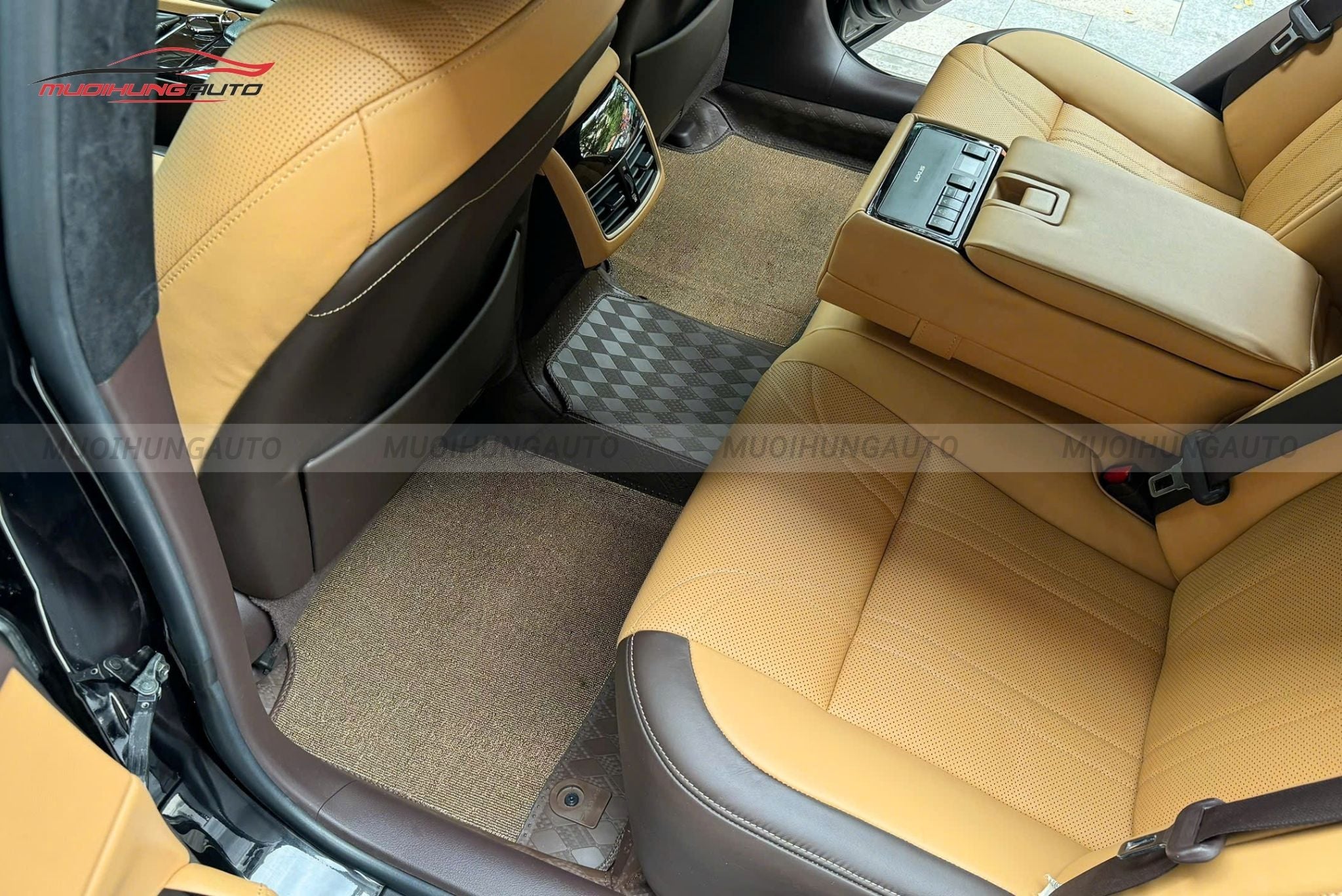 Thảm lót sàn Lavor cho Lexus ES250 2017