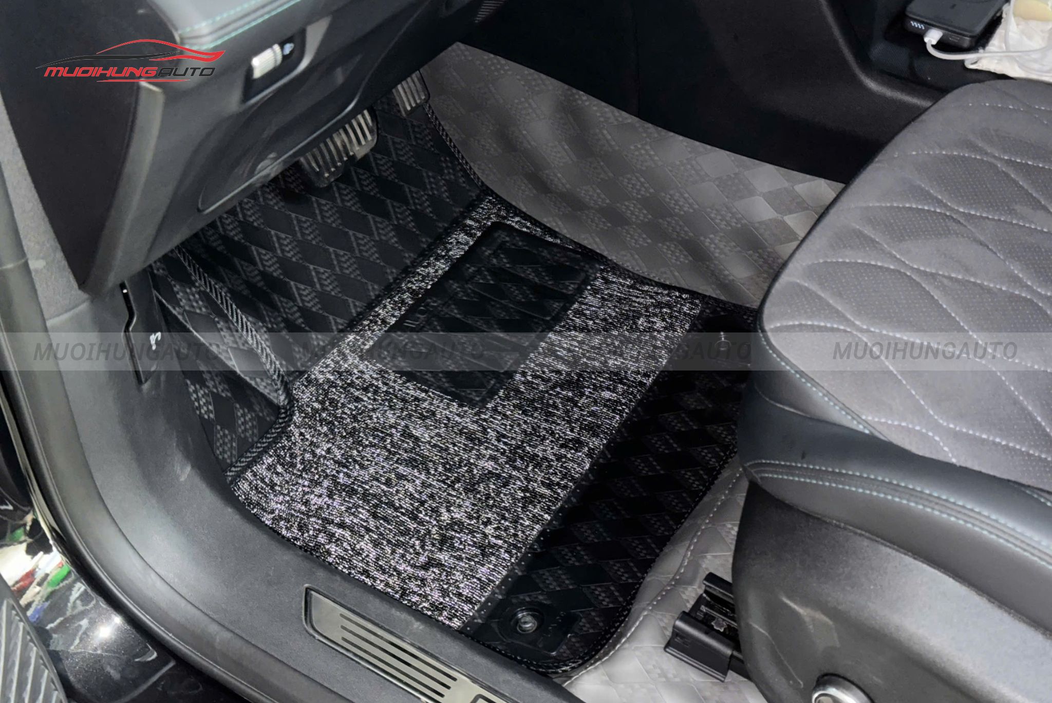 Thảm lót sàn Lavor Geely Monjaro