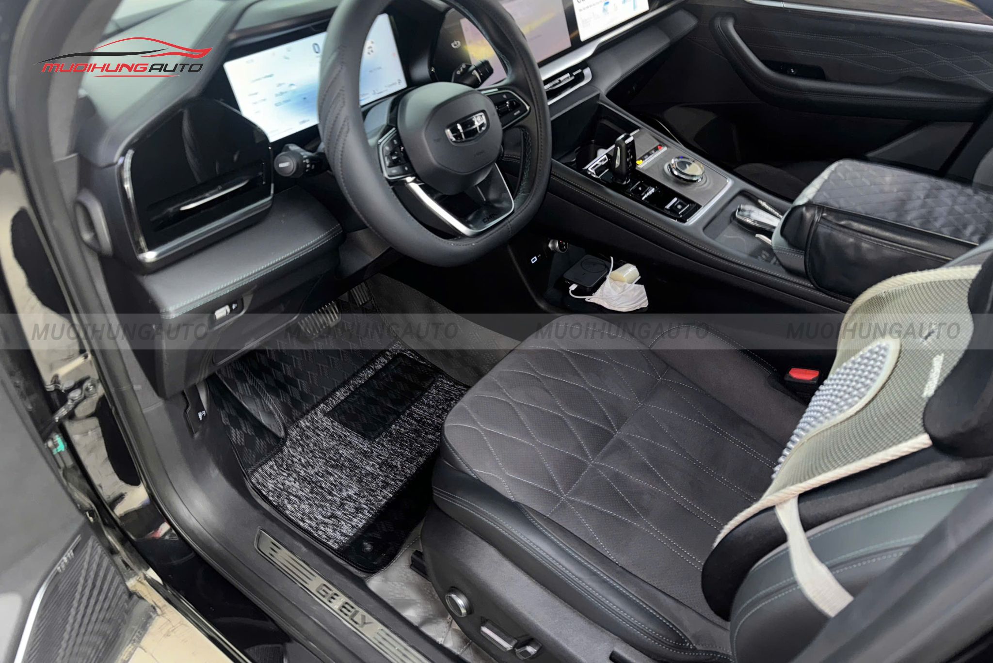 Thảm lót sàn Lavor ô tô Geely Monjaro