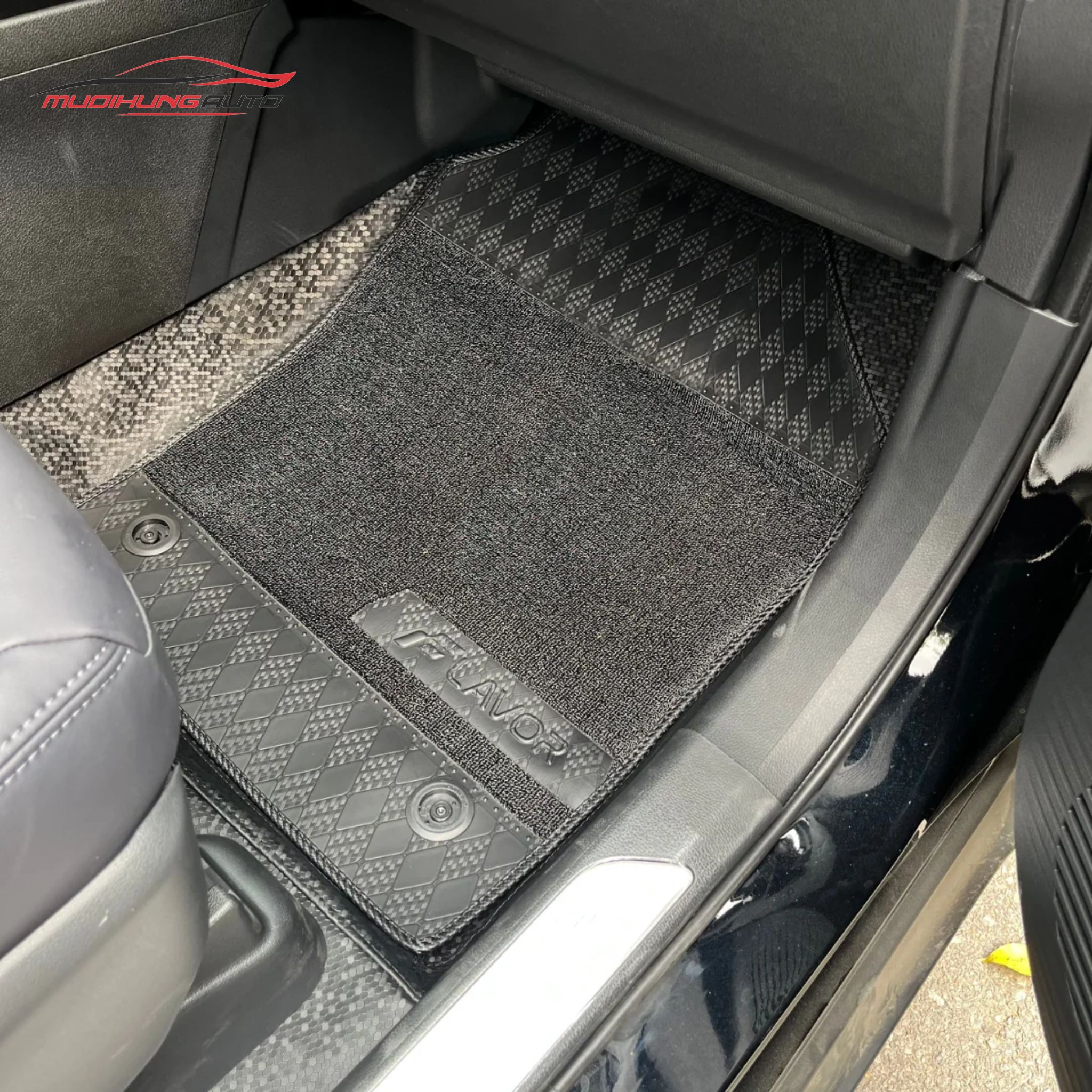 Thảm lót sàn Lavor Toyota Yaris Cross 2026