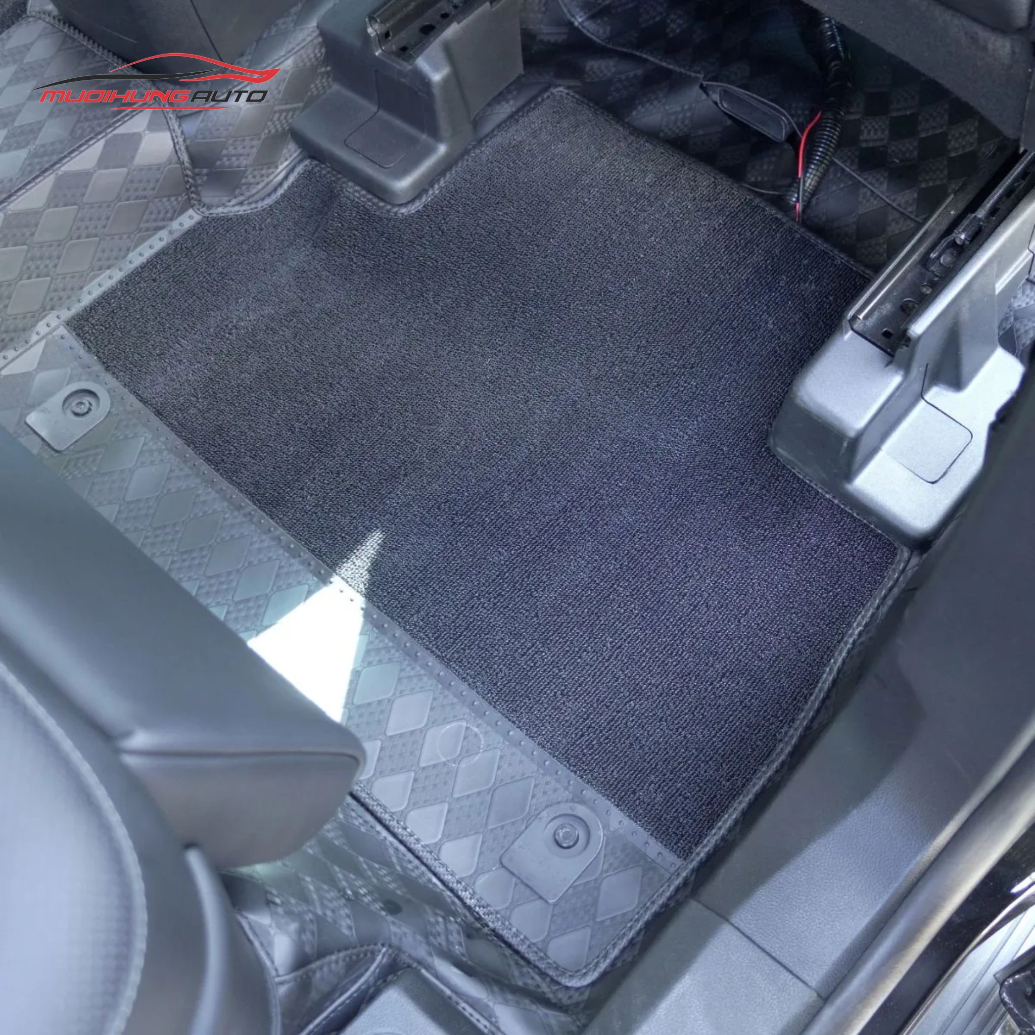 Thảm lót sàn Lavor xe Ford Explorer 2023-2024