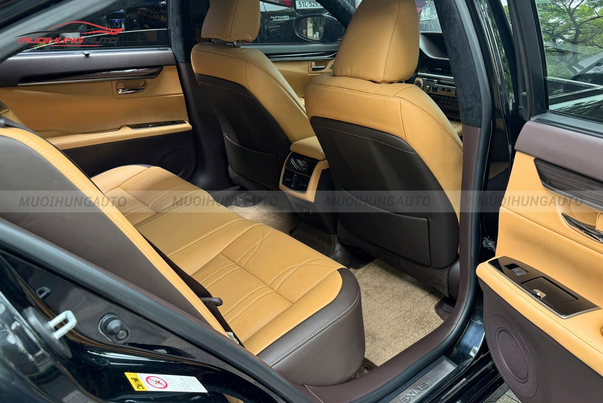 Thảm lót sàn Lavor xe ô tô Lexus ES250 2017