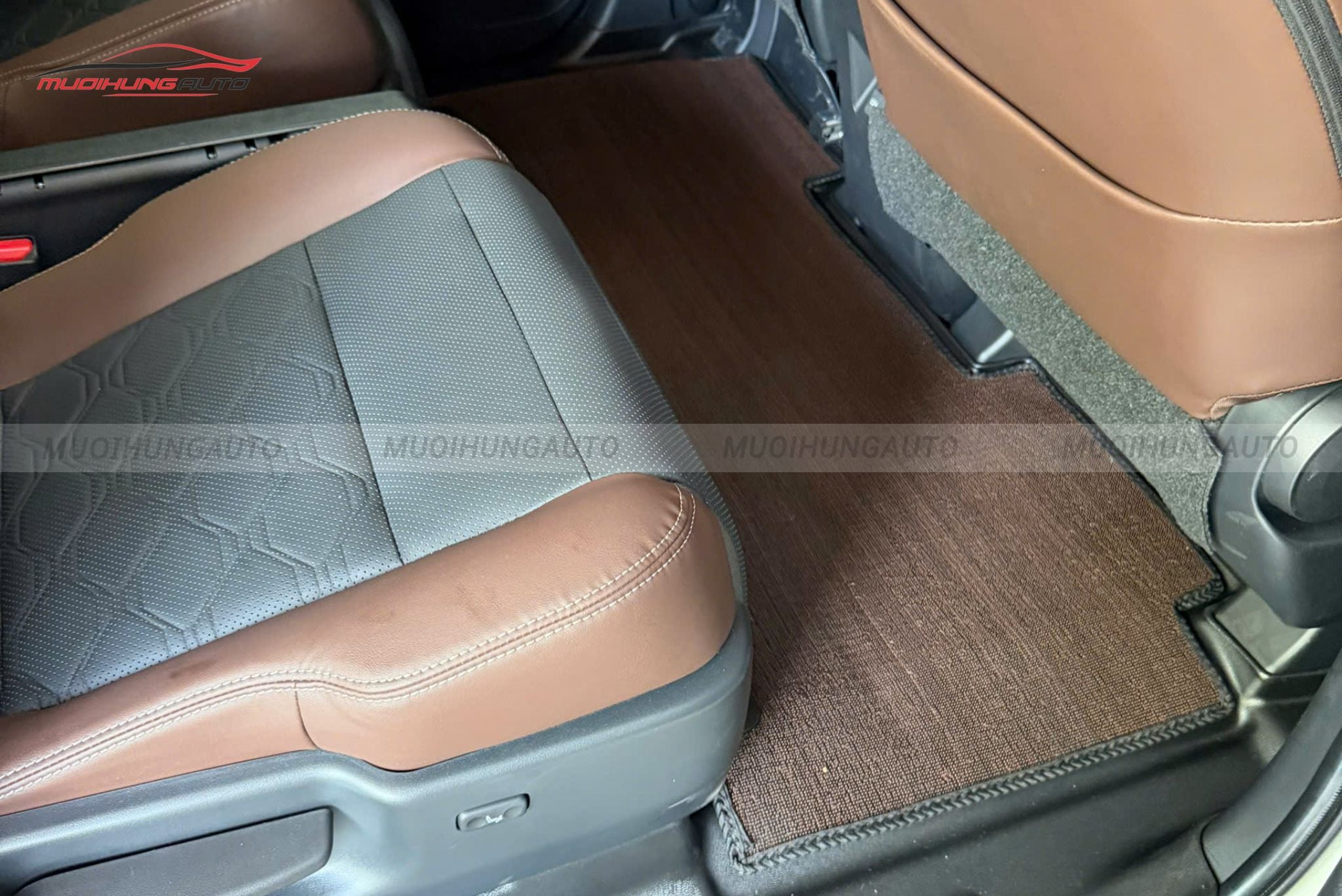 Thảm lót sàn Ncar cho ô tô Toyota Innova 2025