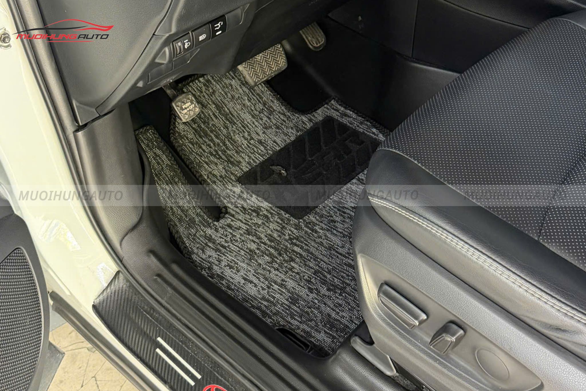 Thảm lót sàn Ncar cho xe Toyota Corolla Cross 2020