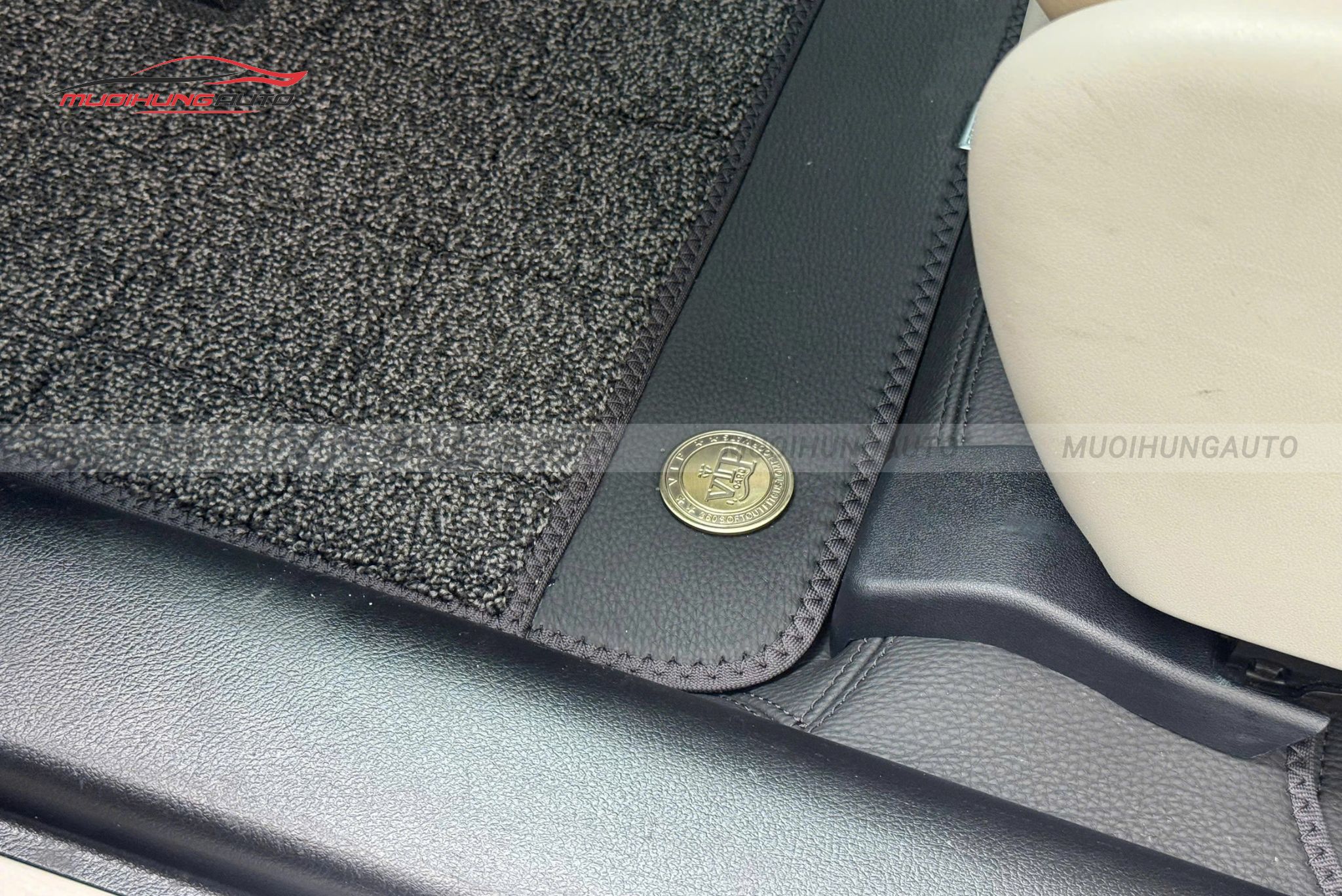 Thảm lót sàn xe Lexus RX450h 2010