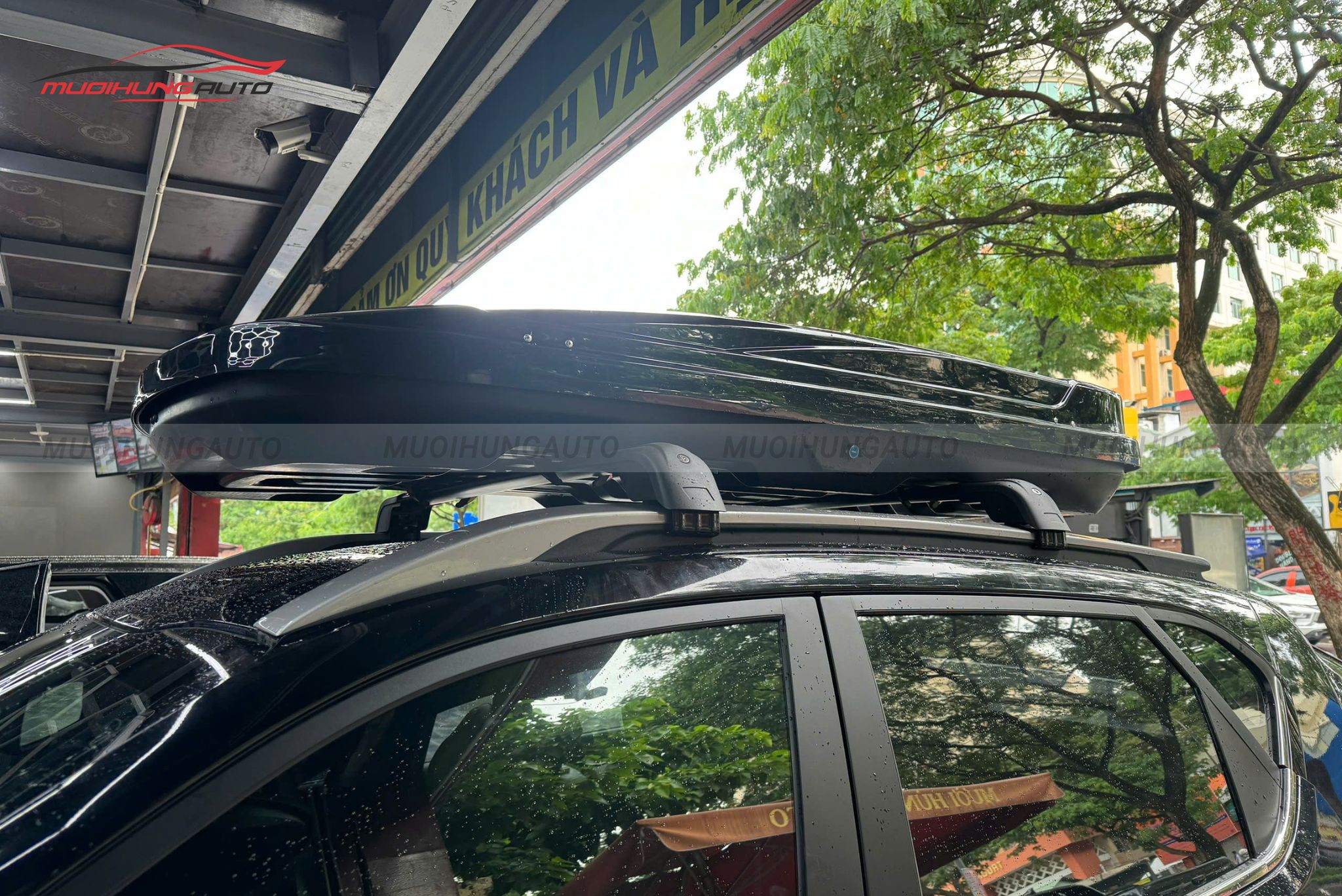 Thùng nóc xe ô tô Kia Sonet 2022