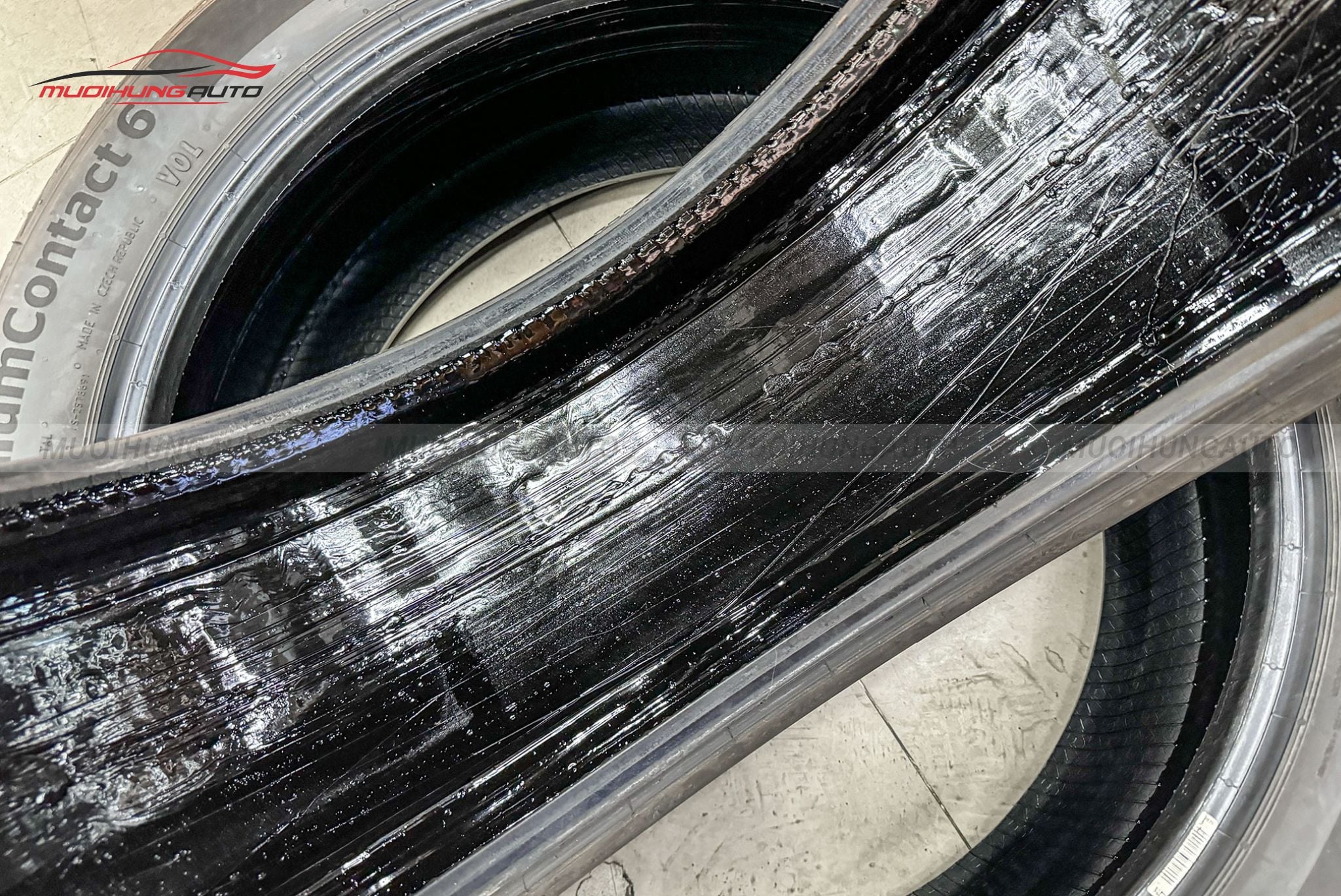 Tráng lốp chống đinh cho xe Volvo XC90 2024