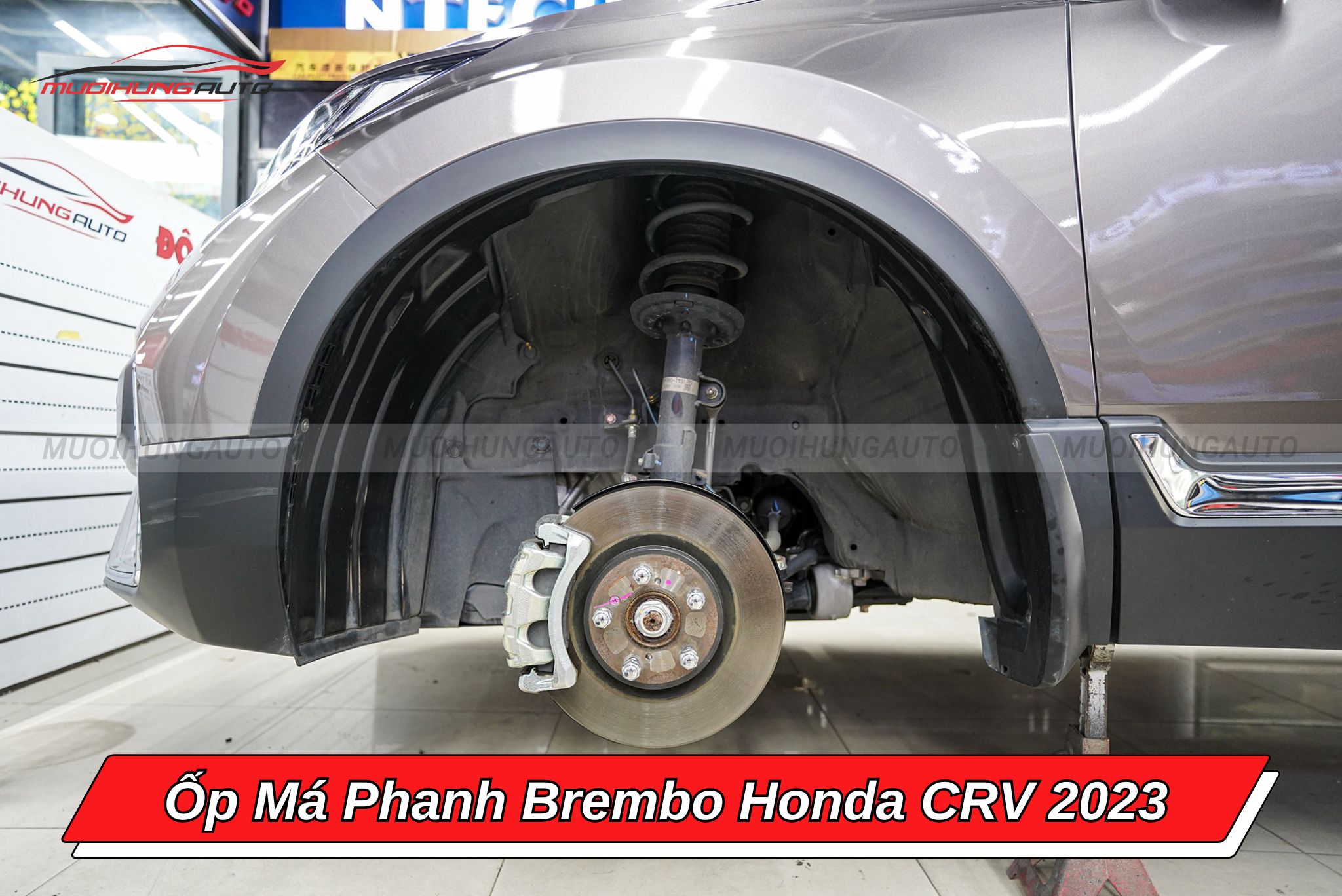 Trước khi lắp đặt ốp má phanh Brembo Honda CRV 2023