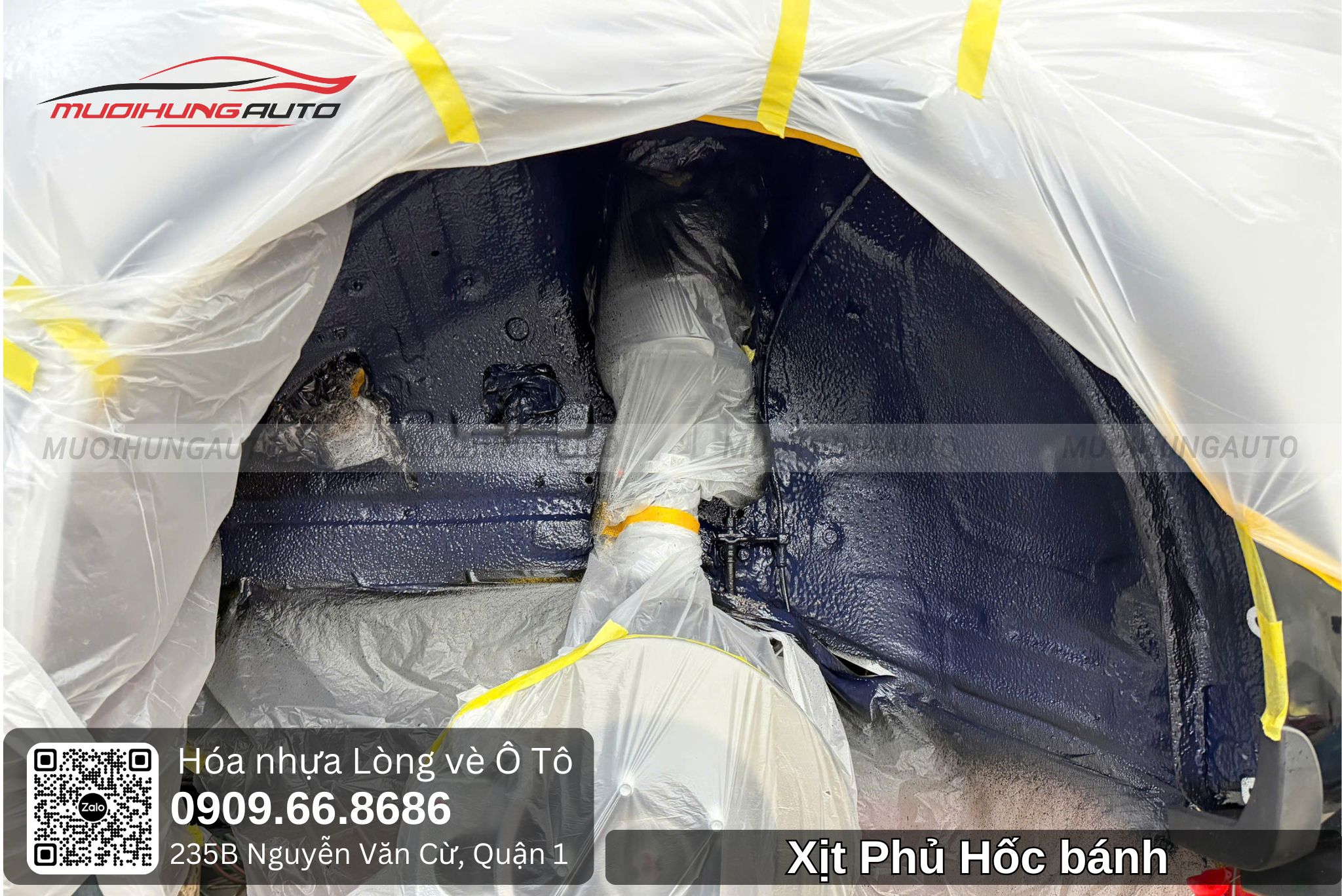 Xịt phủ hốc bánh