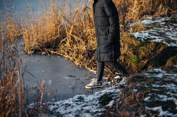 Mẹo Bảo Quản Áo Khoác, Balo Thể Thao Luôn Bền Đẹp Như Mới