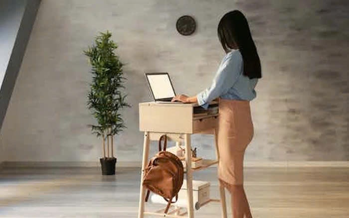 WORKSHOP CHĂM SÓC SỨC KHỎE CHO NGƯỜI ĐỨNG NHIỀU: GIẢI PHÁP CẢI THIỆN THỂ CHẤT VÀ TINH THẦN