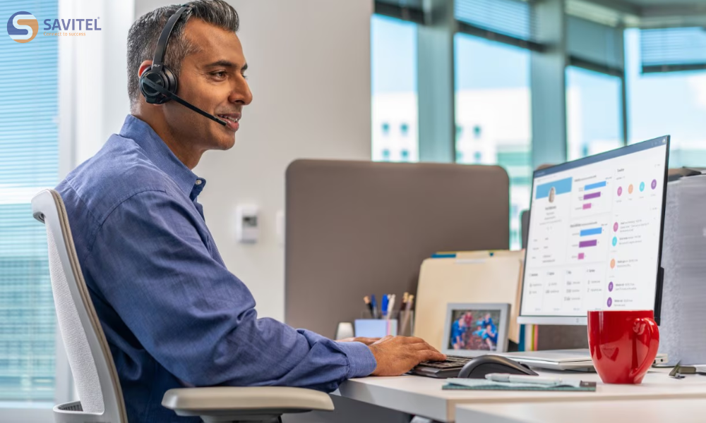 Poly Savi 8200 UC Series thiết kế gọn nhẹ