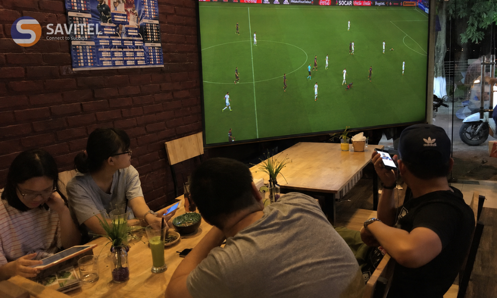 Màn hình LED cho quán Cafe bóng đá