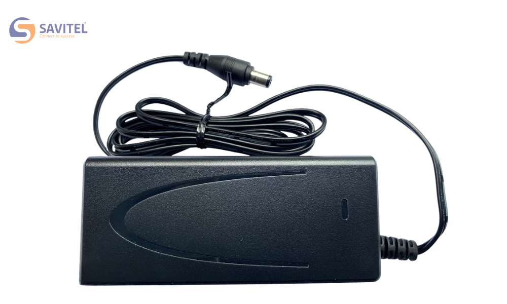 Nguồn cấp điện cho thiết bị hội nghị truyền hình Poly Studio X30