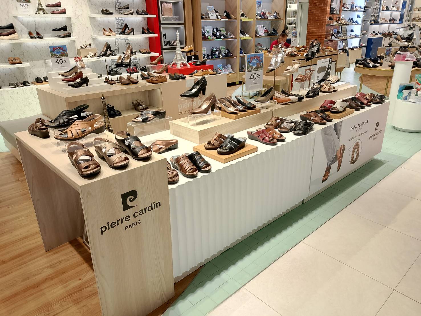 Pierre Cardin Store