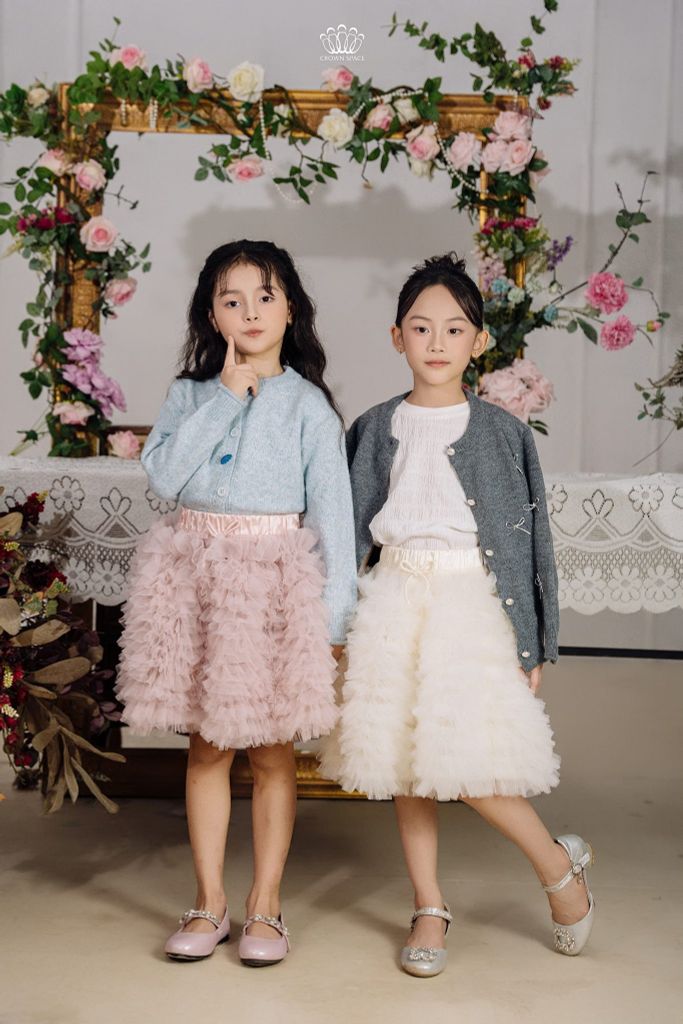 ✨ Áo Khoác Len - Thời Trang Thu Đông, Ấm Áp Mà Vẫn Phong Cách