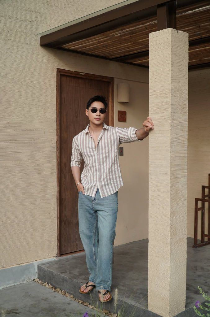 Nam Đi Café Mặc Gì? 6 Outfit Trẻ Trung, Dễ Phối | HẾN STORE