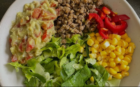 SALAD HẠT ĐẬU LĂNG – GIÀU PROTEIN, TỐT CHO TIM MẠCH