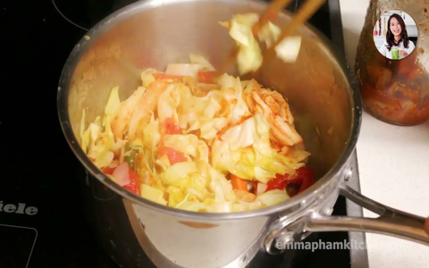 CANH KIM CHI BẮP CẢI RONG BIỂN ĐƯA CƠM