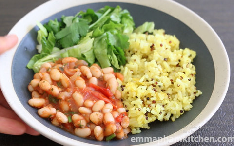 Cơm đỗ xốt cà chua vị tỏi