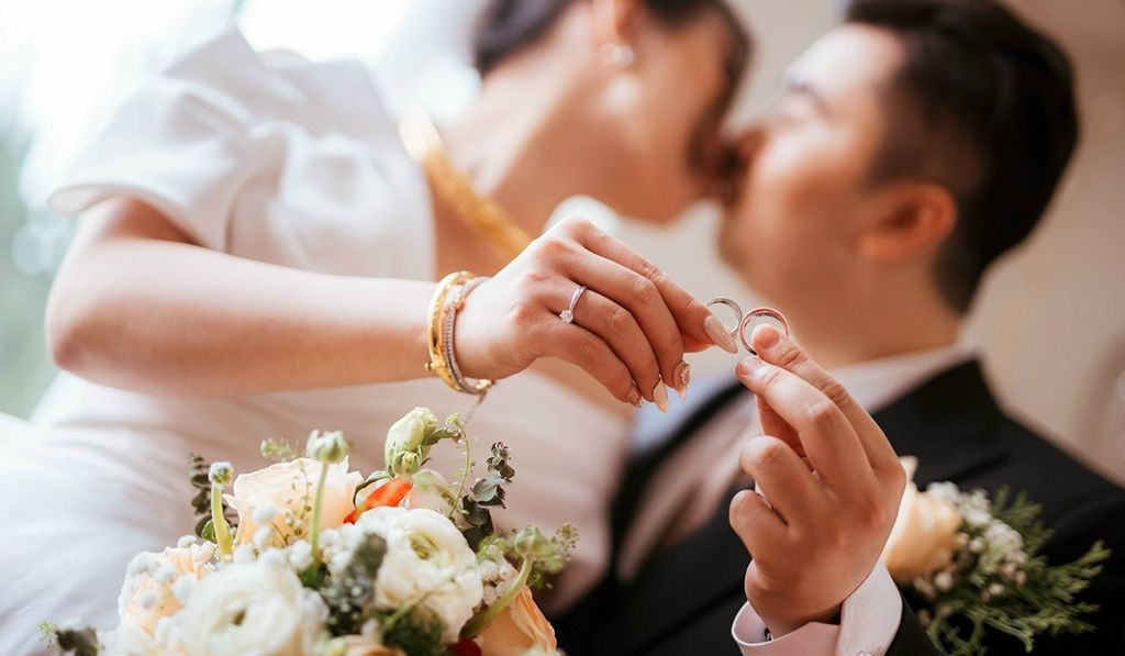 Bí quyết chọn nhẫn cầu hôn và nhẫn cưới – khác nhau thế nào?