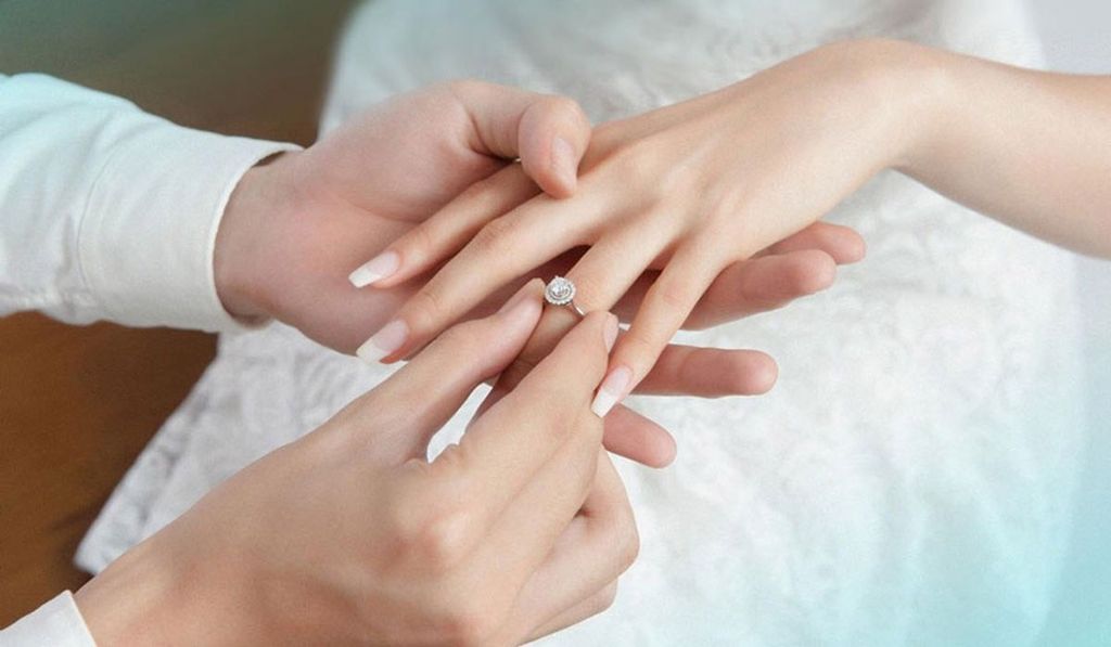 Kinh nghiệm chọn nhẫn cưới: Bí mật đằng sau chất liệu và thiết kế