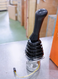 Cụm tay điều khiển OEM – Giải pháp nâng cao cảm giác lái cho máy xúc