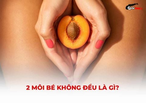 2 môi bé không đều: Có bình thường không, khi nào cần khám?