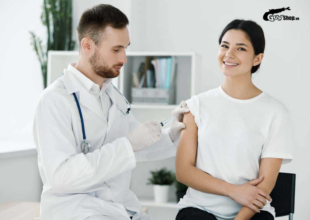 Quan hệ bằng miệng là gì?