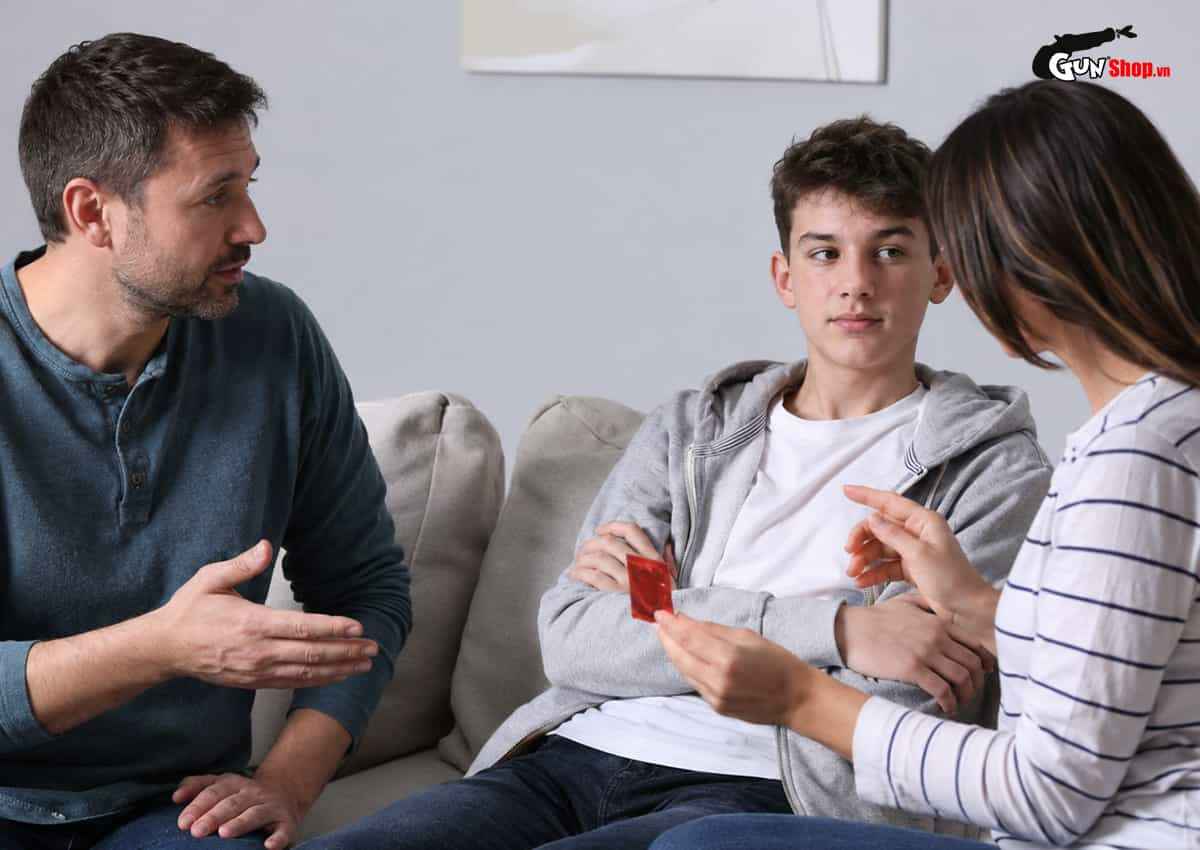 Quan hệ tình dục trẻ hóa: Thực trạng, hệ lụy và giải pháp