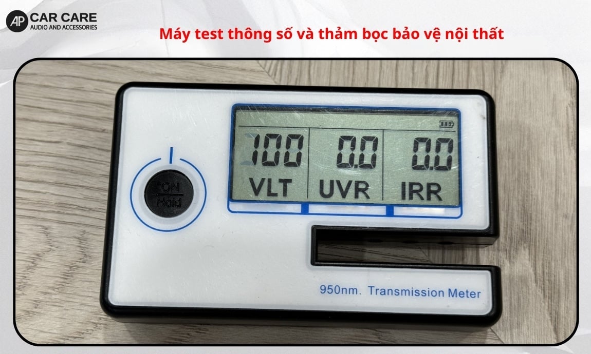 Máy test thông số và thảm bọc bảo vệ nội thất