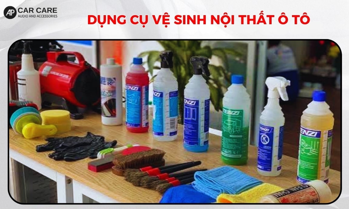 Dụng cụ và dung dịch cần thiết để vệ sinh ghế nỉ&nbsp;ô tô