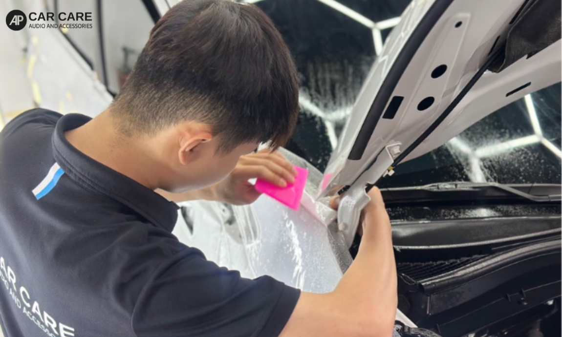 Hình ảnh dán PPF ô tô&nbsp;Mitsubishi trắng