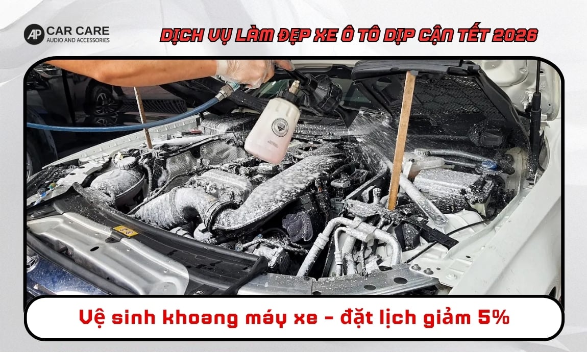 Vệ sinh khoang máy xe