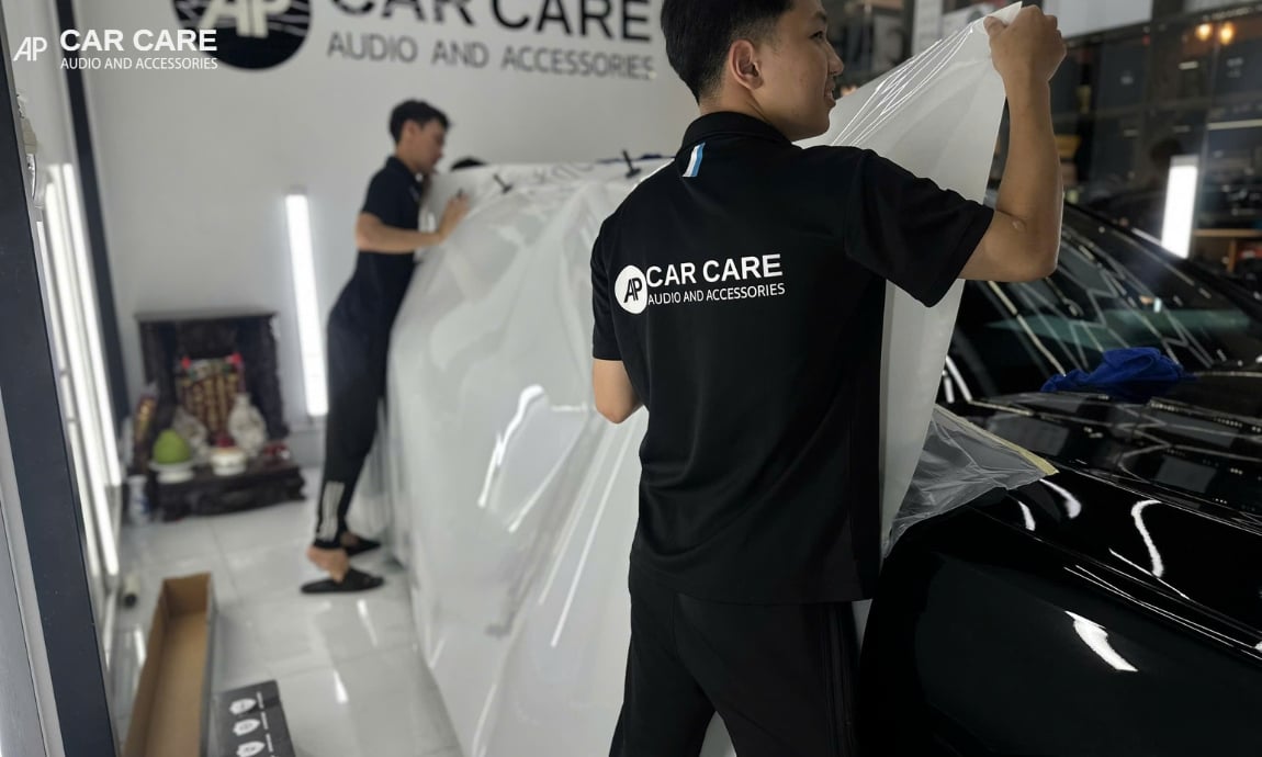 Dán PPF ô tô Mercedes sắc nét tại AP Car Care