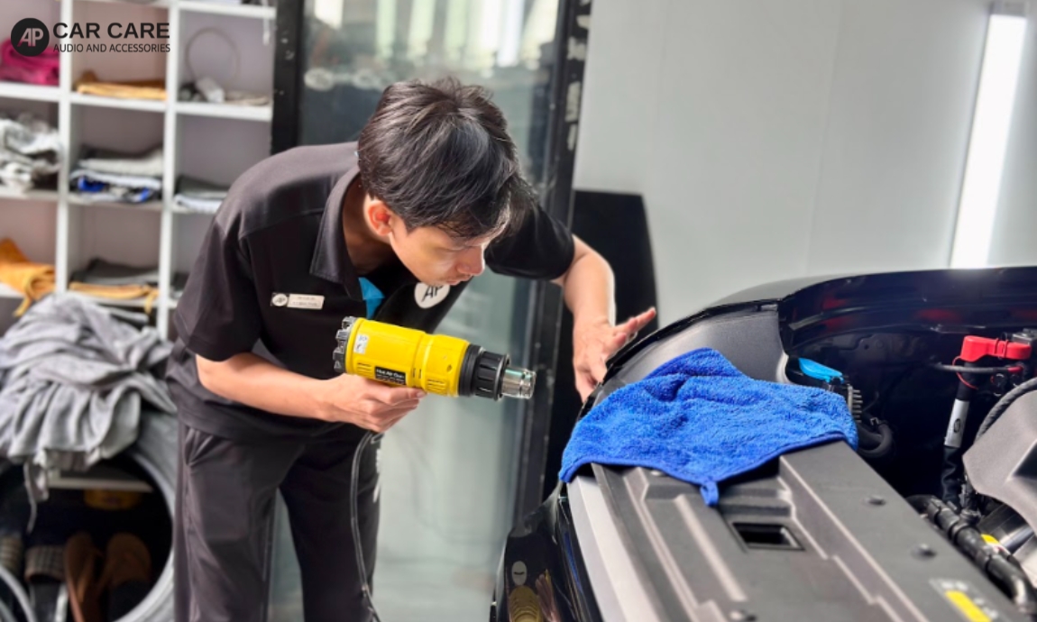 Hình ảnh thực tế dán PPF ô tô Land Rover tại CARZIP Tân Phú