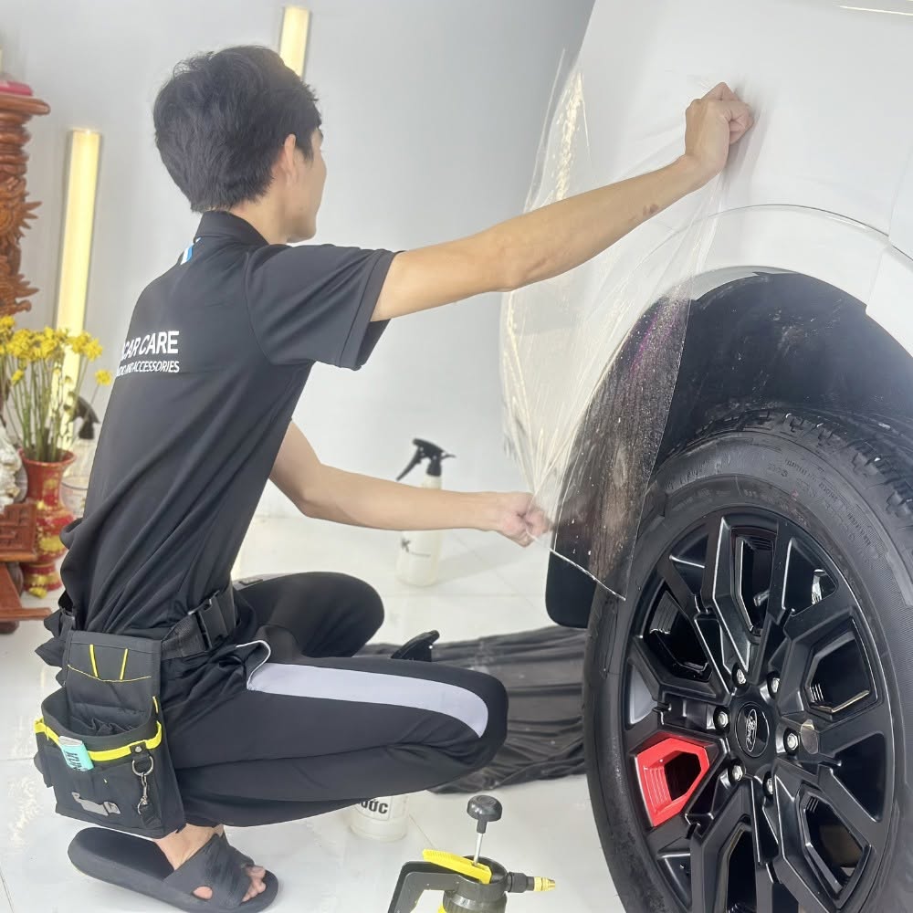 Hình thực tế dán PPF ô tô Ford chất lượng 2026