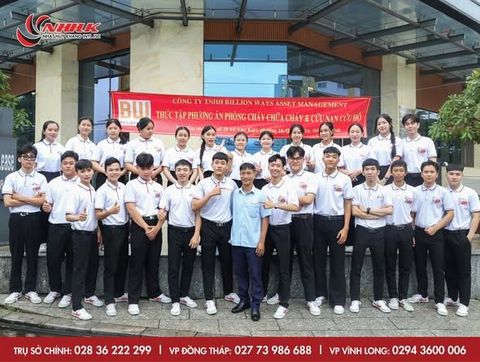 THỰC TẬP SINH #NHHK HÓA “CHIẾN SĨ QUẢ CẢM”, THAM GIA DIỄN TẬP PHÒNG CHÁY CHỮA CHÁY VÀ CỨU NẠN CỨU HỘ