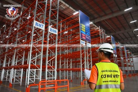 Hệ thống kệ kho Selective Pallet - Giải pháp lưu trữ hiện đại cho ngành Logistics